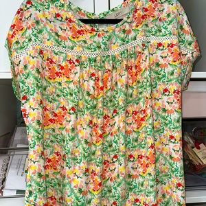 Loft ladies shirt sz medium
